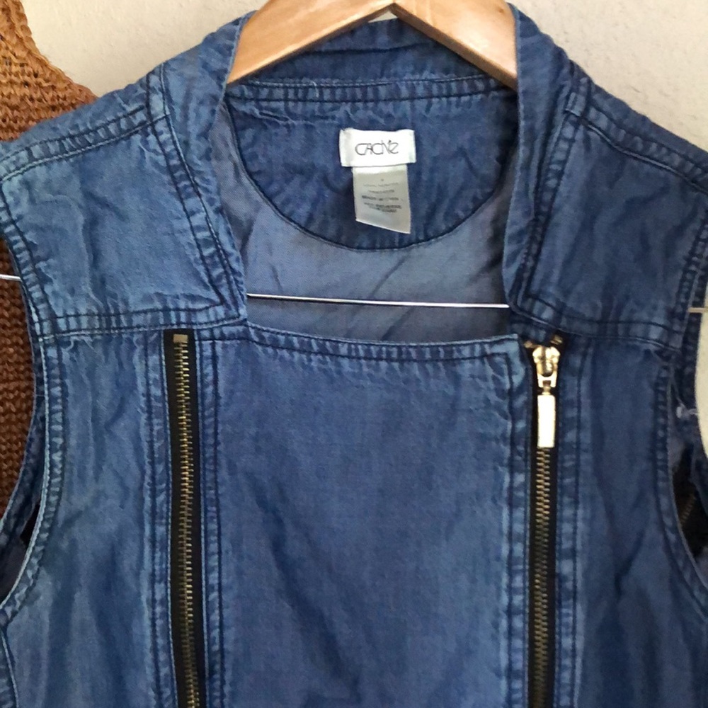 Y2K Cache Zipper Vest - Picture 4 of 12
